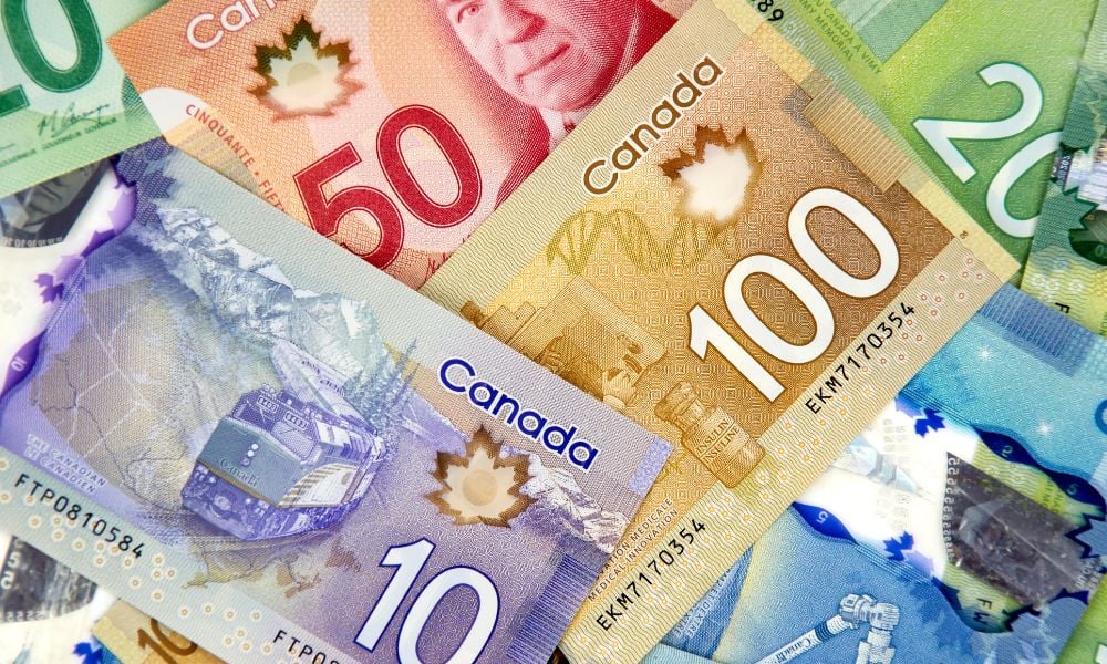 Canadian investors spent billions of dollars on Treasuries in April, stats reveal
