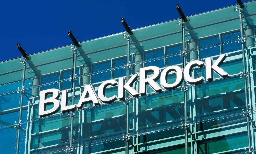 Why BlackRock favors European government bonds over Treasuries