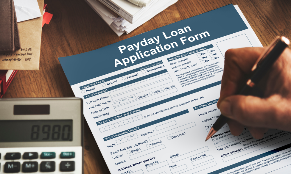 7 in 10 Canadians admit using payday loans to cover everyday expenses