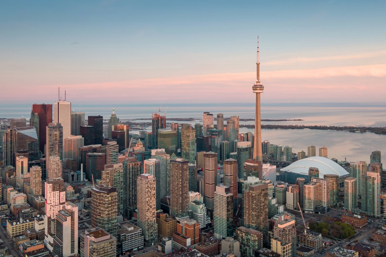 Can the big banks’ return to in-person work save Canadian offices? 