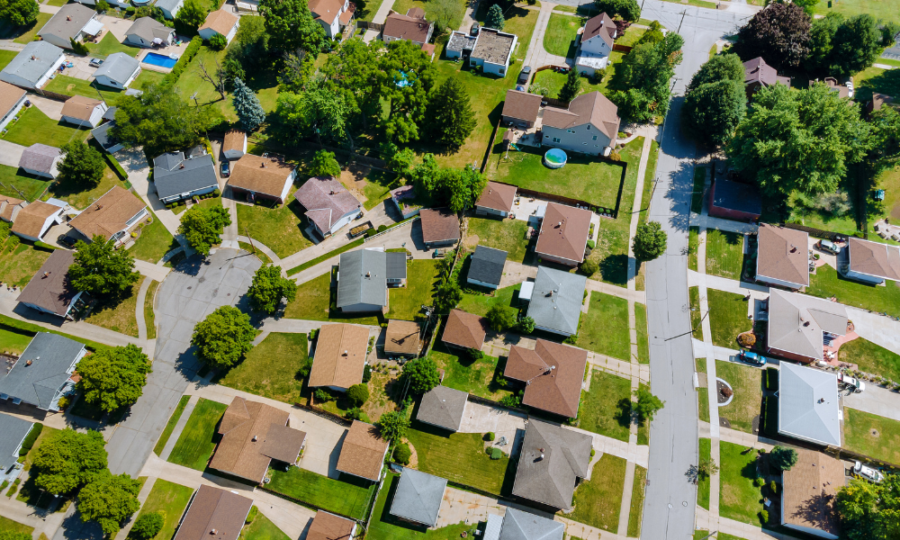 Canada's housing starts trend drops 1.3% despite September surge 