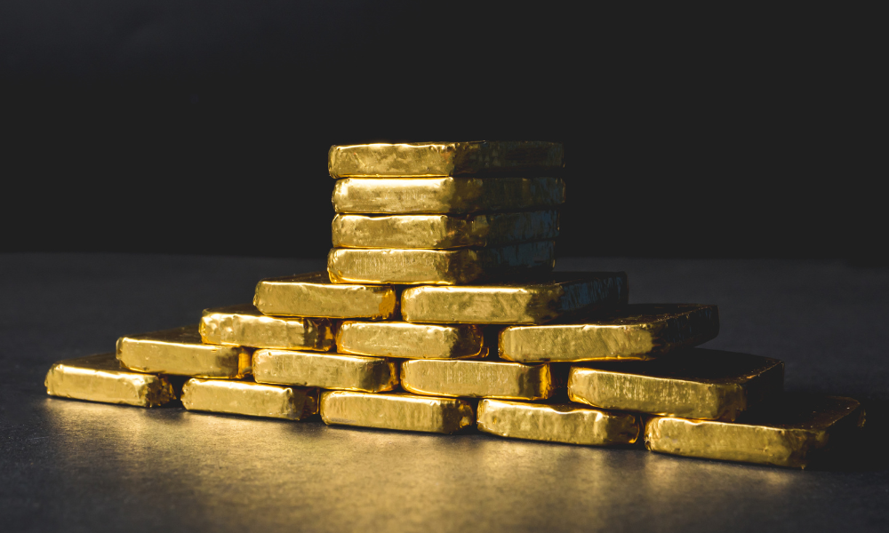 Despite gold surge CEO claims: "that's not investing, that's speculating"