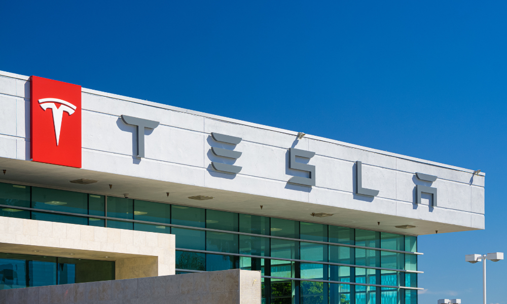 Tesla writes a US$29 billion cheque to keep Musk behind the wheel