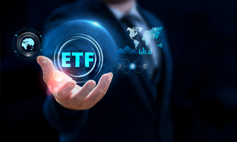 Investors look past tariff turbulence and turn to defensive Canadian income ETFs