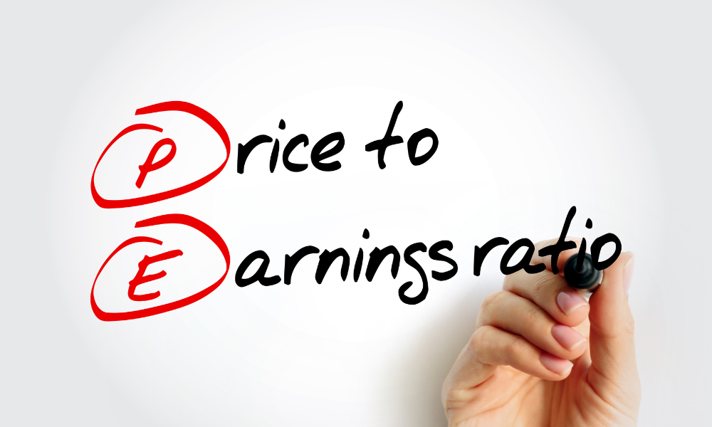 How to use the price-to-earnings ratio when evaluating investments