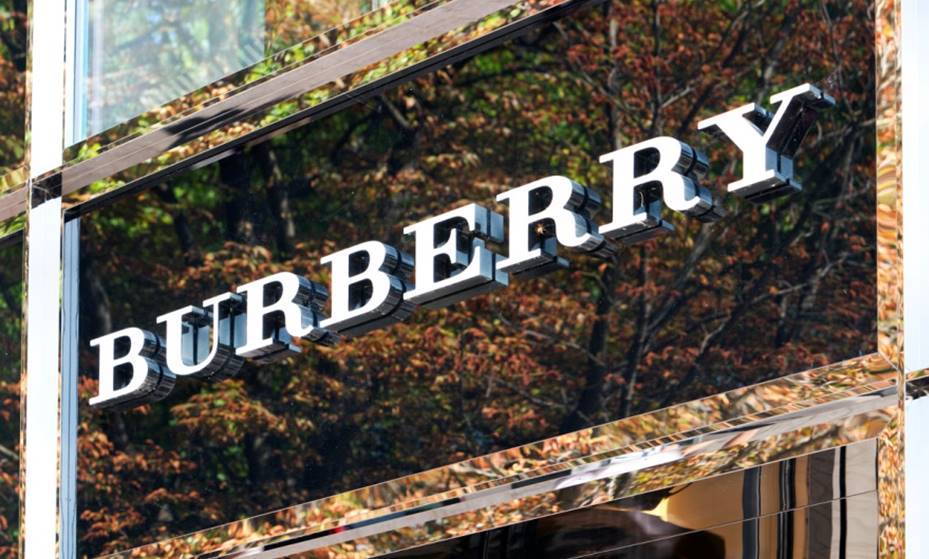 Burberry to retrain staff after hoodie design sparks outcry