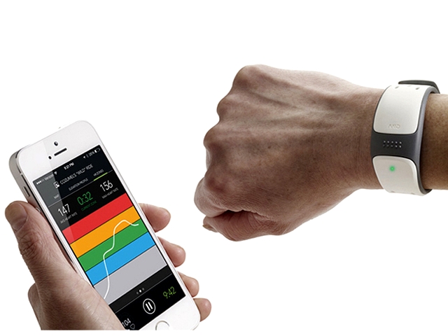Wearables – an easy way to cut health costs?