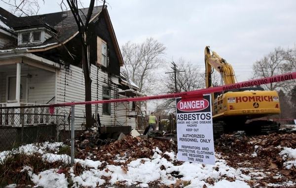 Federal government revises occupational exposure limit for asbestos