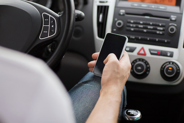 New online resources address risks of distracted driving