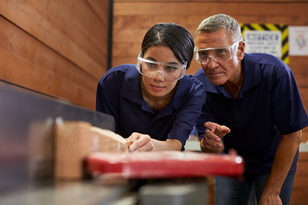 Nova Scotia strengthens apprenticeship system