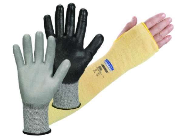 Cut resistant gloves and sleeves