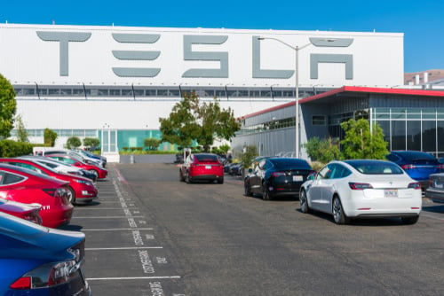 Tesla labor practices and Musk tweet broke the law, U.S. judge rules