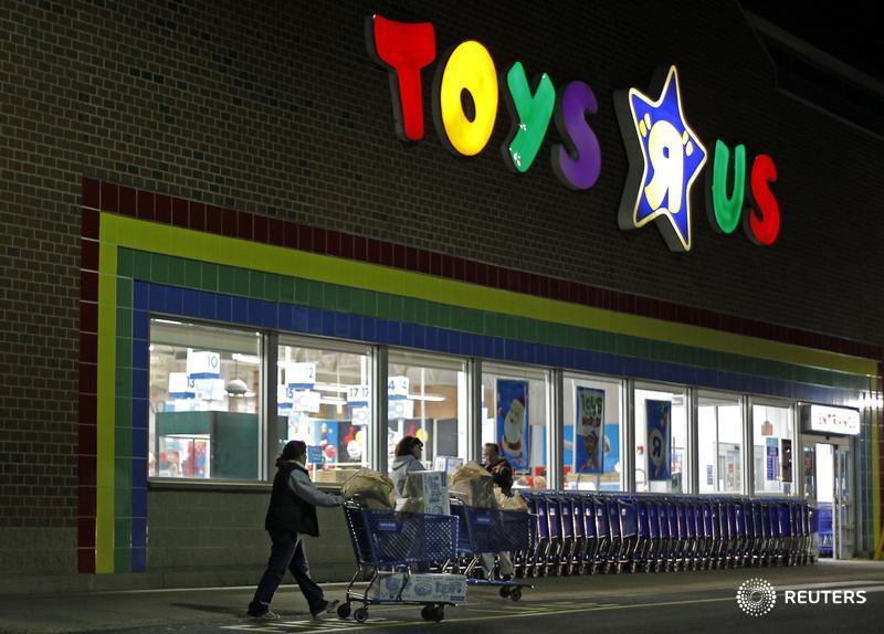Toys 'R' Us plans holiday hires including toy demonstrators