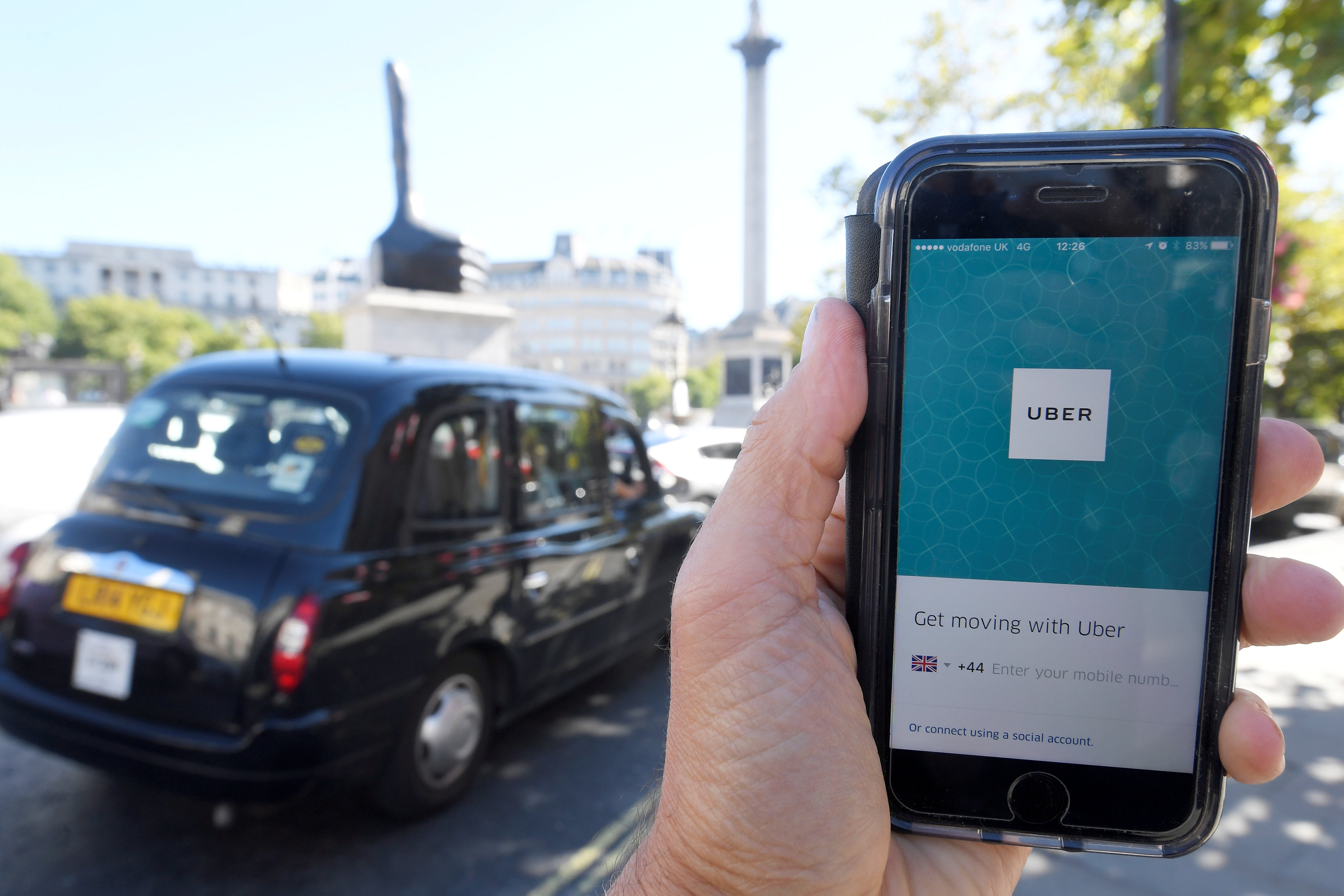 Uber's U.K. boss quits as firm battles to keep London licence: Email