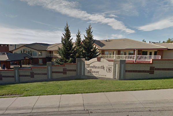 Wentworth Manor workers in Calgary join AUPE