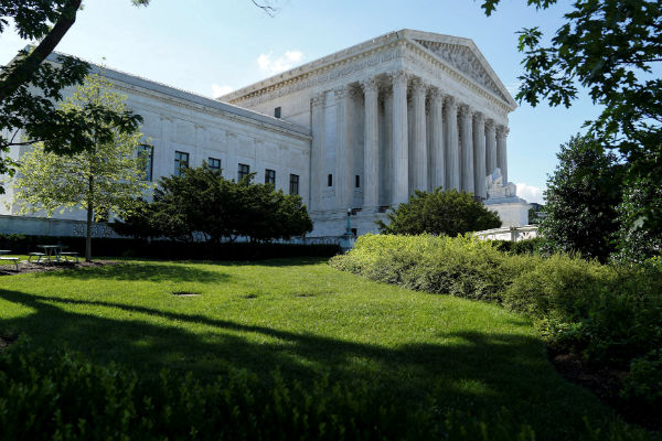 U.S. Supreme Court delivers blow to organized labour in fees dispute