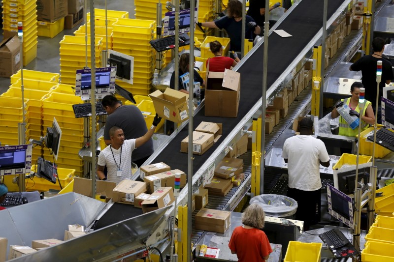 Amazon to raise minimum wage to $15 for U.S. employees