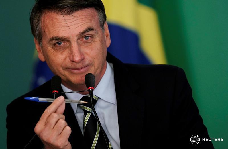 Brazil mulls minimum retirement age of 65 for men and women