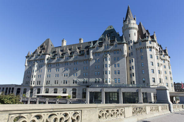 Workers at Ottawa’s Chateau Laurier deliver strike mandate