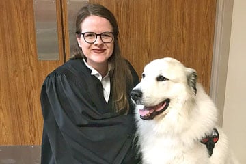 Therapy dog allowed in civil jury trial