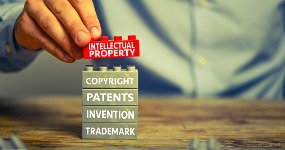 Best intellectual property litigation lawyers in Ontario