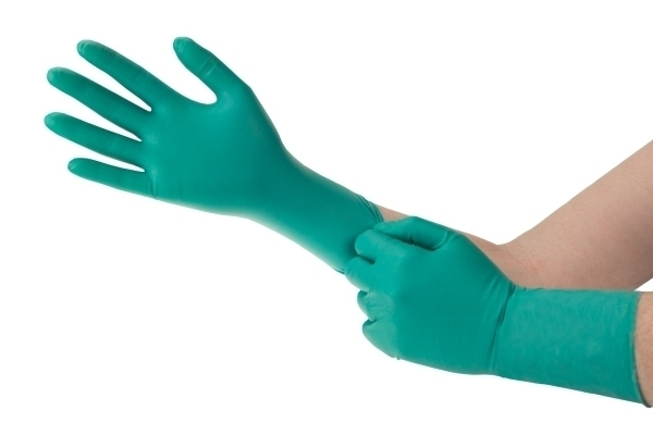 Thin chemical resistant disposable glove