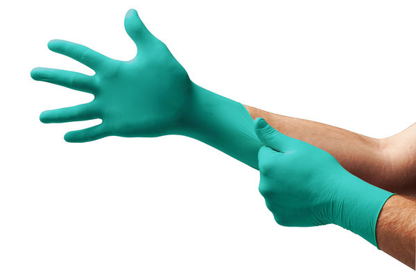 Sturdy disposable nitrile glove