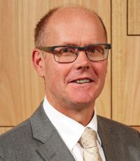 Ex-Westpac broker crosses the Narrow Sea