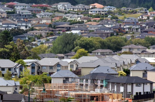 NZ records significant drop in new property listings