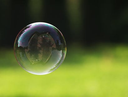 Report: industry professionals fear bubble