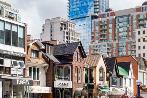 B.C. slowdown moderates Canadian housings starts in May