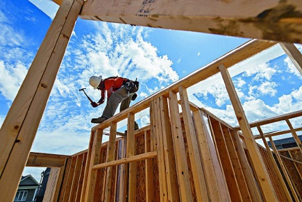Governments begin construction of affordable housing complex in Levis, Quebec