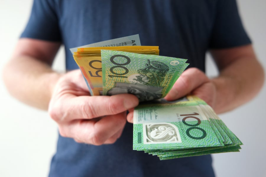 RBA chief warns Aussies not to borrow "ridiculous amounts of money"