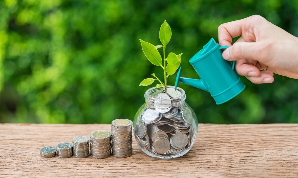 More sponsors bet on active-passive blends as retirement needs diversify