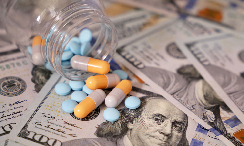 US delays pharma tariff decision as Canadian manufacturing braces for impact
