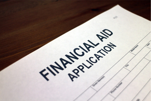 CRA: More than 100,000 big earners snapped up federal financial aid