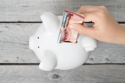 Economists: Canadians’ hoarded savings might not be as large as anticipated
