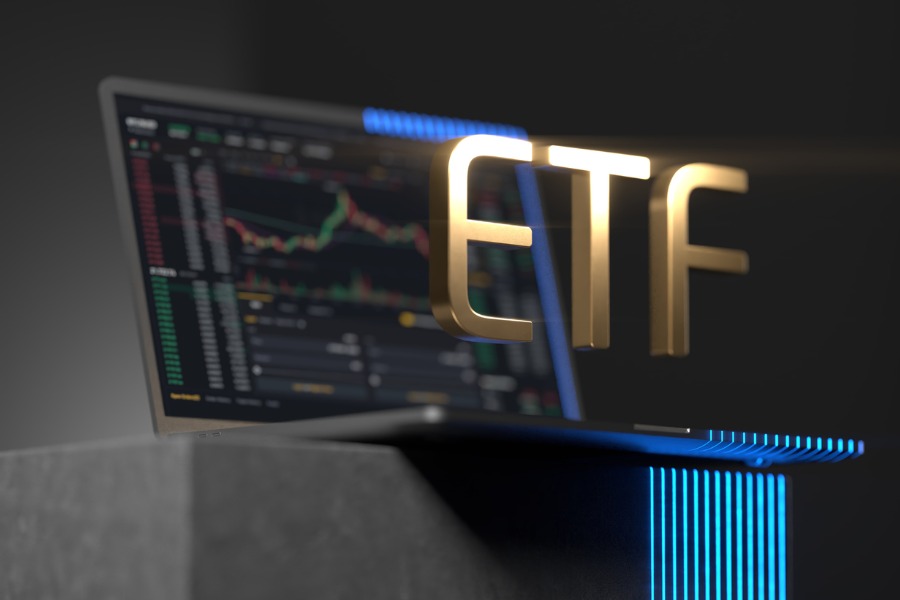 Blockbuster summer fuels $609B haul for ETFs