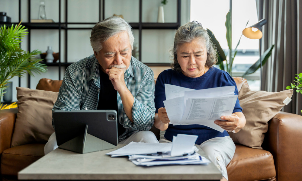 Canadians struggle to save for retirement during economic challenges