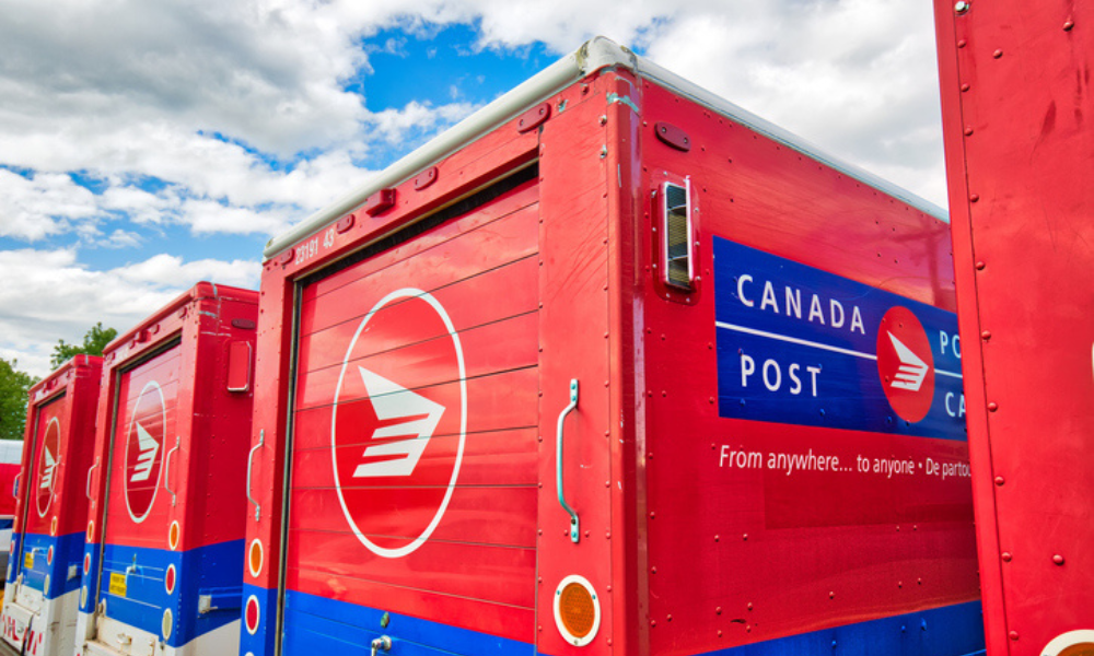 Canada Post braces for tough year with $315m quarterly loss