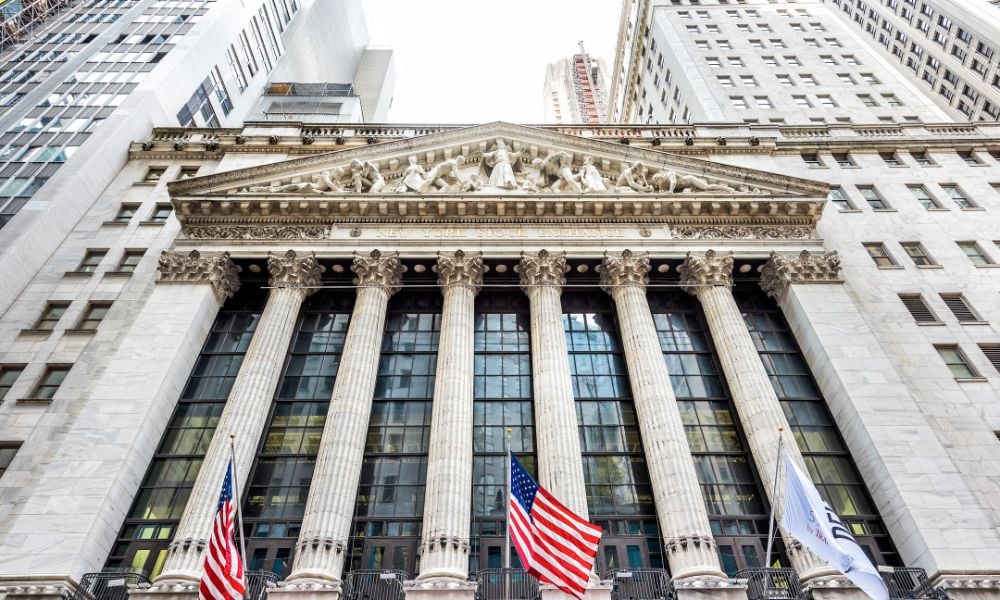 Trump asks bank CEOs to pitch Fannie, Freddie stock offering 