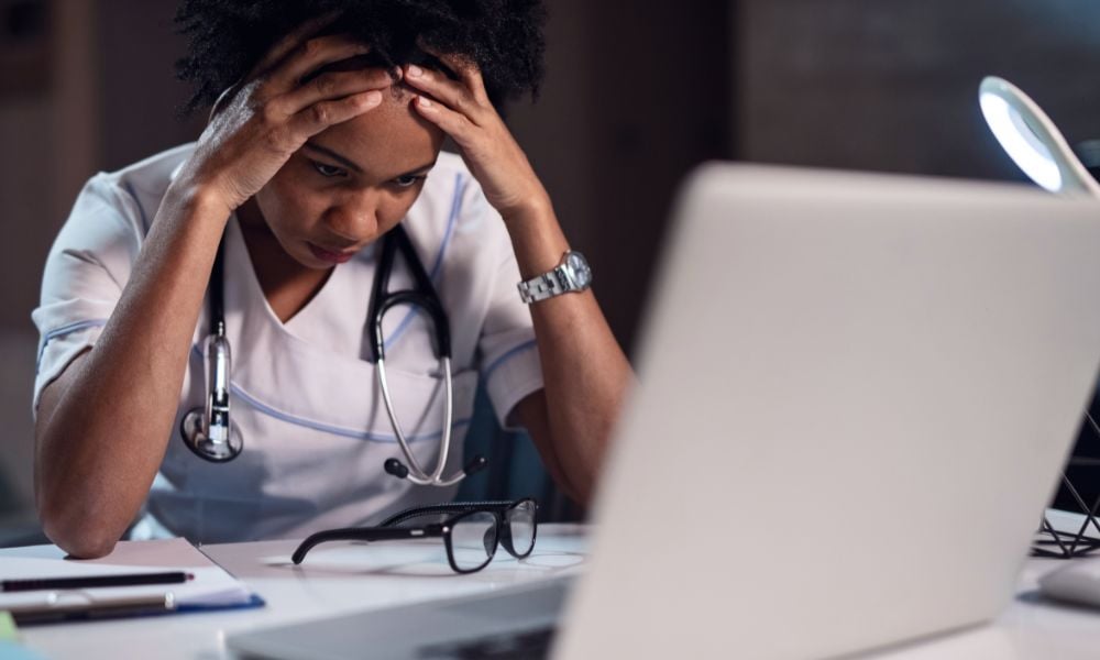 Crushing debt keeps new doctors in the red for a decade