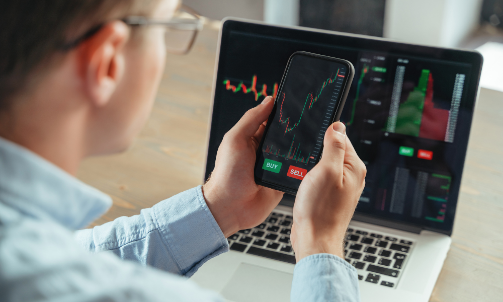 Retail investors cautiously re-engaged in July, Schwab data reveals