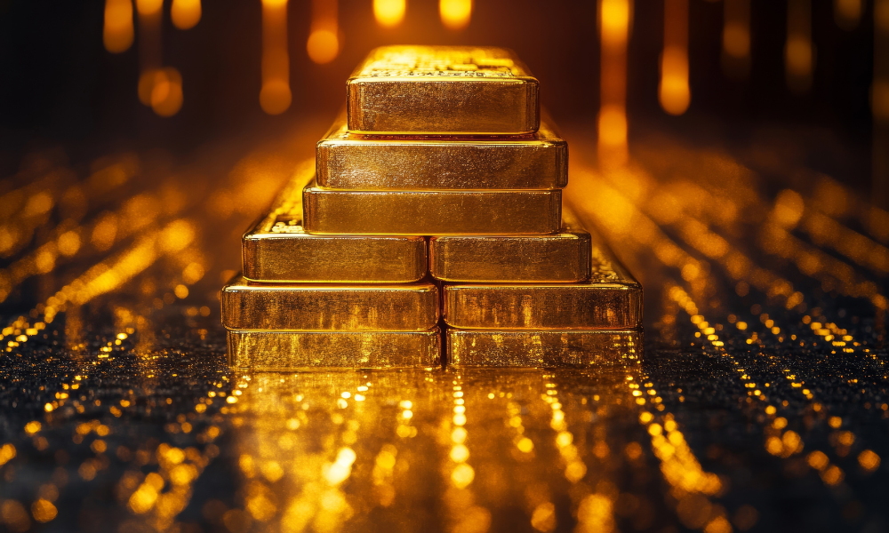 Goldman says 'go for gold' amid $3K target