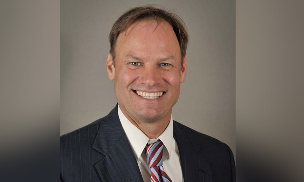 Advisor moves: Equitable and Raymond James nab veterans from rival BDs