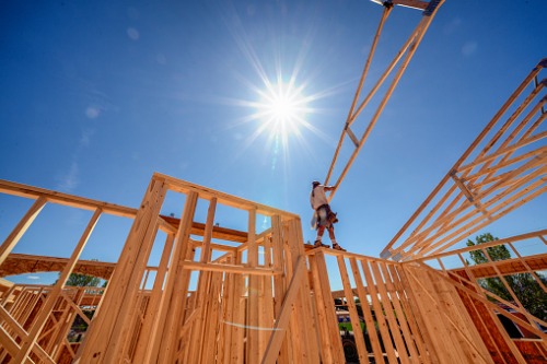 Housing starts underperform due to lumber costs and supply bottlenecks