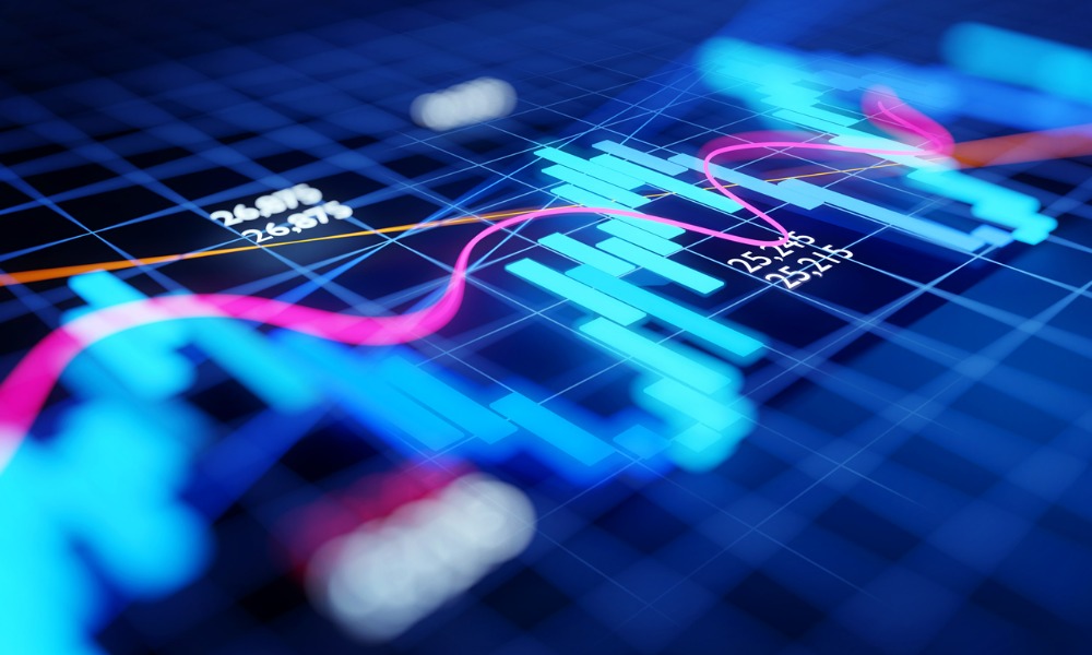 US economy contracts in Q1, heaping more pressure on Fed