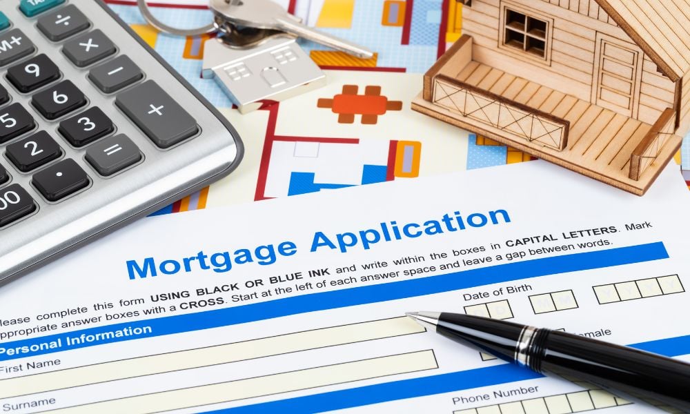 Mortgage applications on the up as rates decline