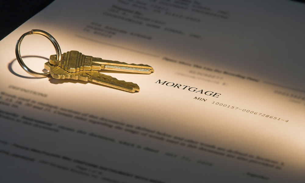 Mortgage applications increase as rates hit 3-month low