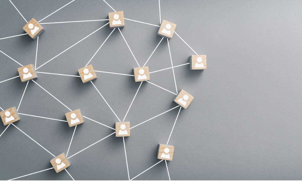 How networks bring out the broker's full potential